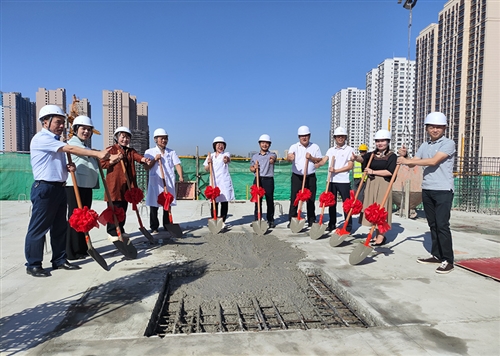 9月3日上午，金天川醫(yī)院隆重舉行喜封金頂儀式